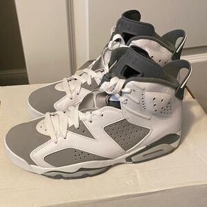 Jordan Men's Shoes White and Gray